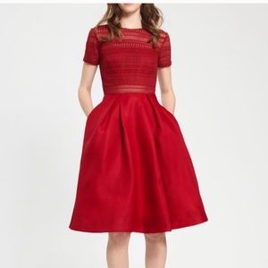 Exceptional red party dress by Monique Lhuillier
